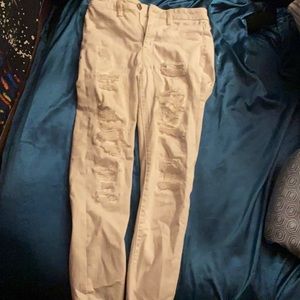 American Eagle white jeans size 6